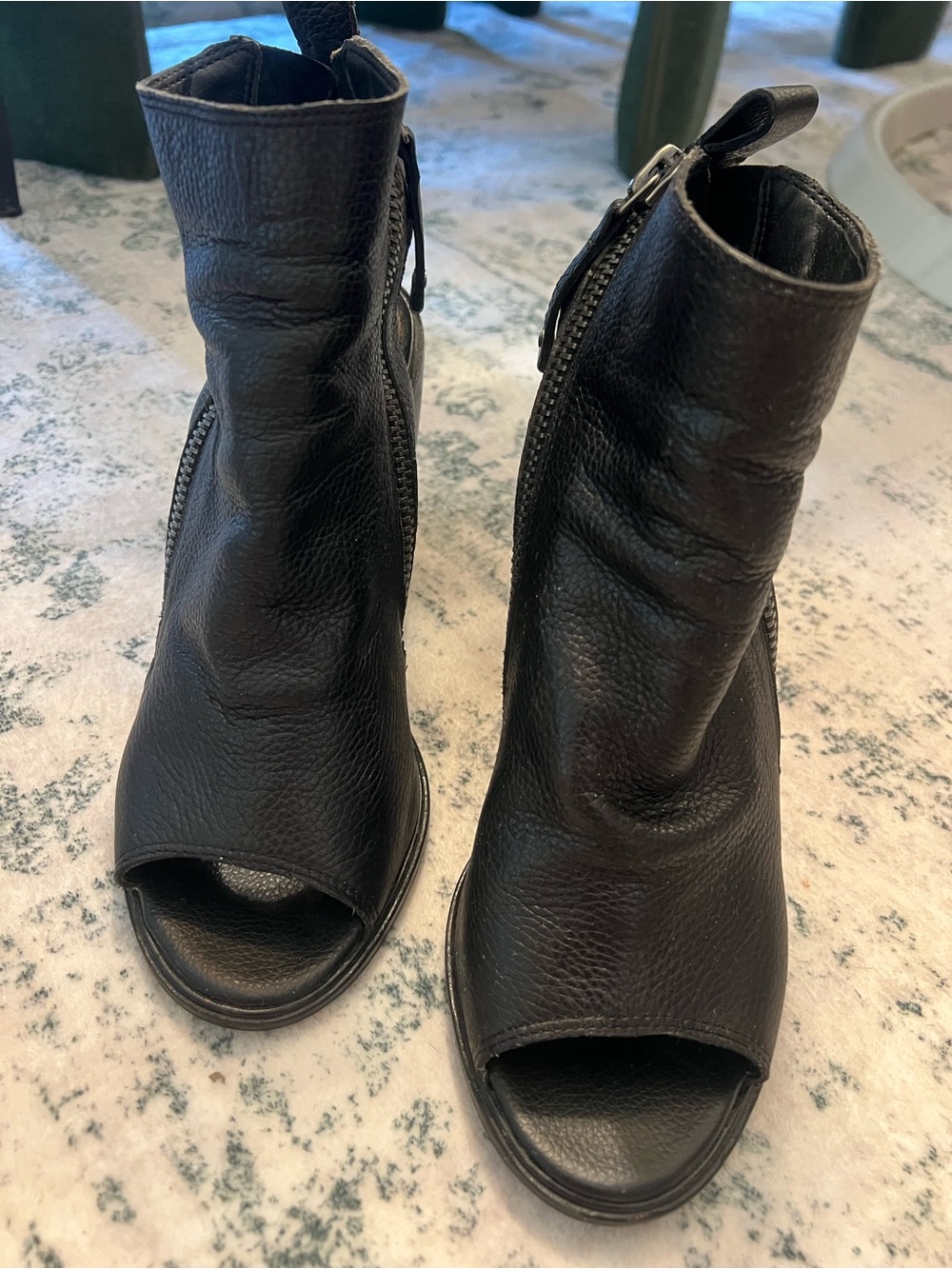 Dolce Vita Women’s Black Open-Toe Leather Ankle Boots Size 9